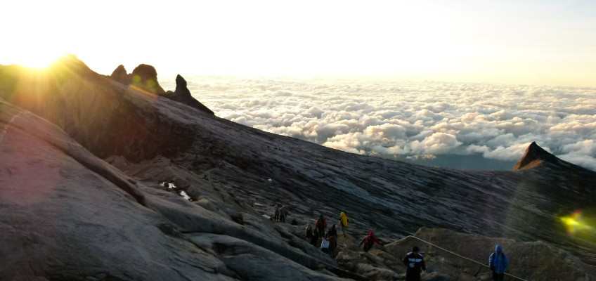 Mount Analogue   (la metafora della montagna)